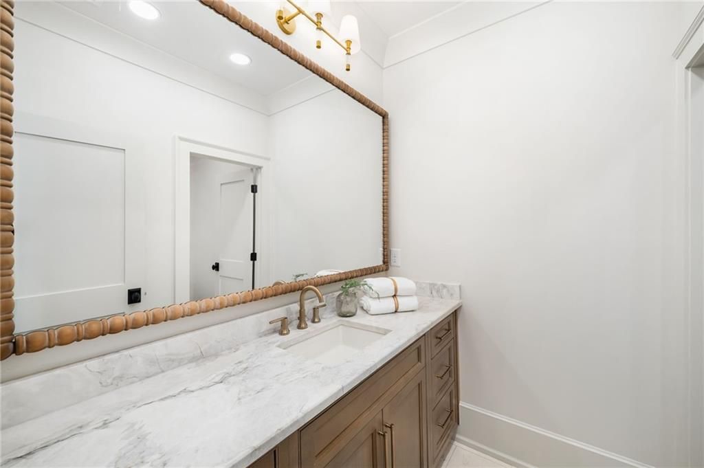 Image 57 of property listing at 202 Kenneth Drive, Alpharetta, GA 30009