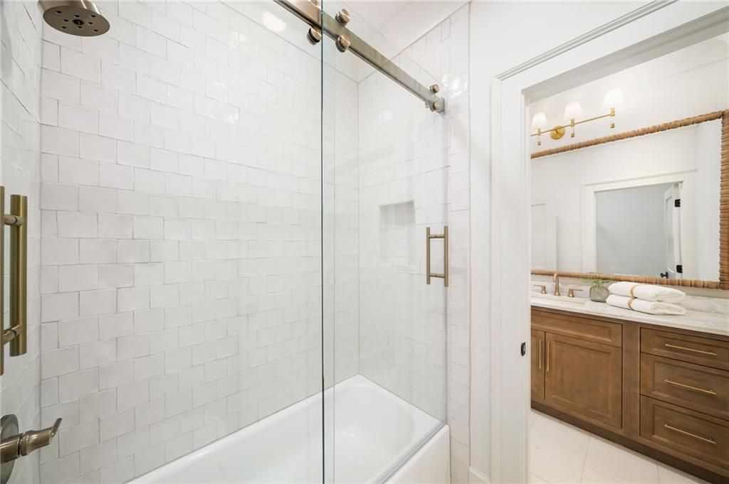 Image 58 of property listing at 202 Kenneth Drive, Alpharetta, GA 30009
