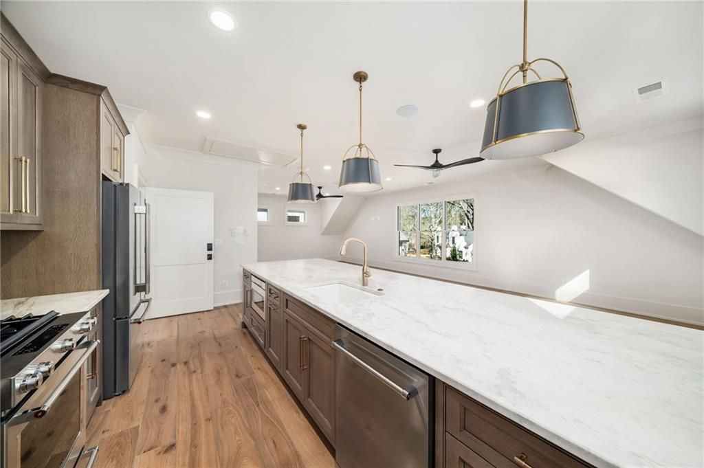 Image 64 of property listing at 202 Kenneth Drive, Alpharetta, GA 30009