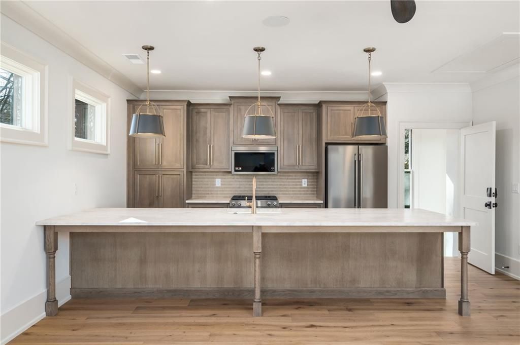 Image 66 of property listing at 202 Kenneth Drive, Alpharetta, GA 30009