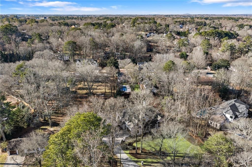 Image 76 of property listing at 202 Kenneth Drive, Alpharetta, GA 30009