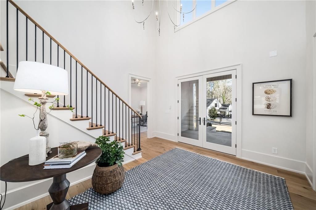 Image 8 of property listing at 202 Kenneth Drive, Alpharetta, GA 30009