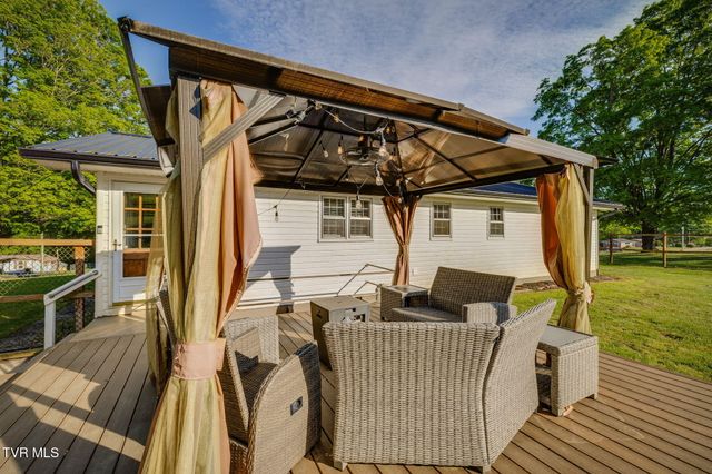 987 Hairetown Road, Jonesborough, TN 37659