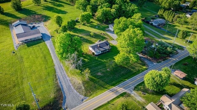 987 Hairetown Road, Jonesborough, TN 37659