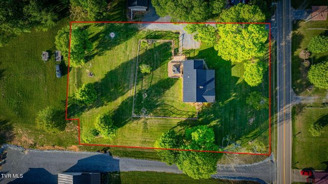987 Hairetown Road, Jonesborough, TN 37659