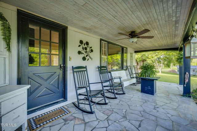 987 Hairetown Road, Jonesborough, TN 37659