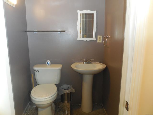 11 Parkview Drive, Southington, CT 06479