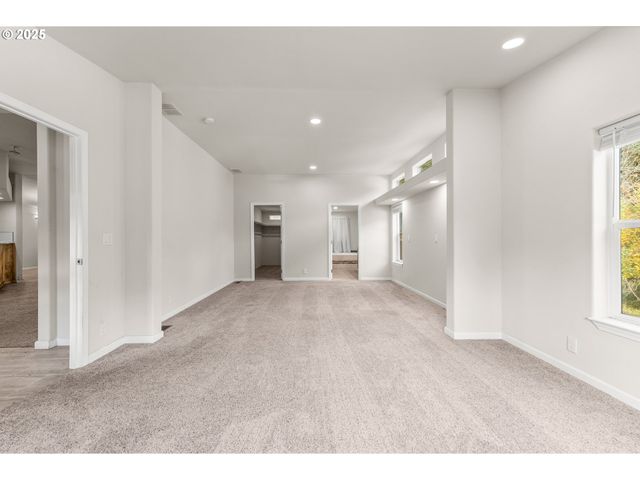 712 SIBOLD CANYON Rd, Tenmile, OR 97481