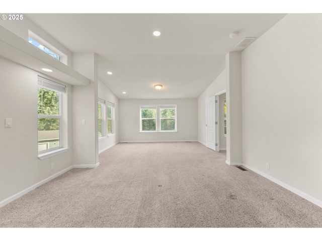 712 SIBOLD CANYON Rd, Tenmile, OR 97481