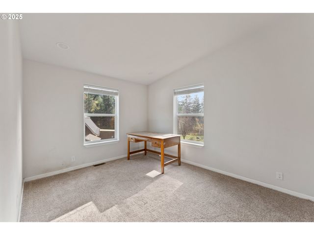 712 SIBOLD CANYON Rd, Tenmile, OR 97481