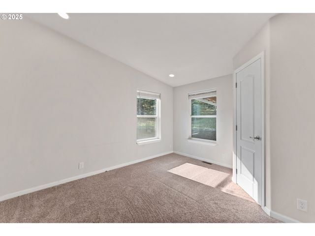 712 SIBOLD CANYON Rd, Tenmile, OR 97481