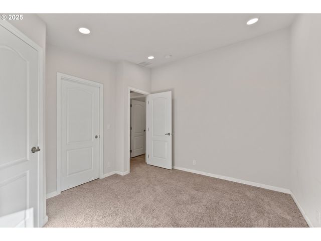 712 SIBOLD CANYON Rd, Tenmile, OR 97481