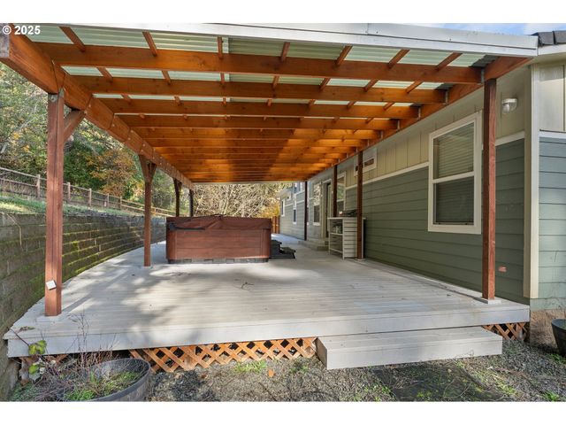 712 SIBOLD CANYON Rd, Tenmile, OR 97481