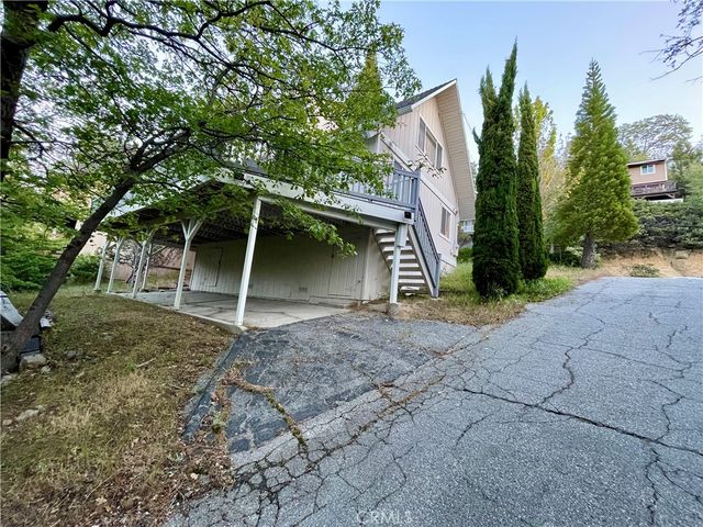 28201 Grenoble Lane, Lake Arrowhead, CA 92352
