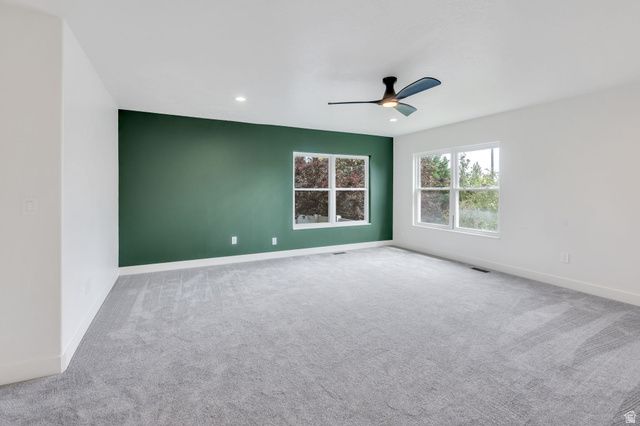 8453 S WINDMILL DR, West Jordan, UT 84081