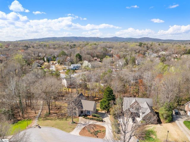 302 Golf View Lane, Greenville, SC 29609