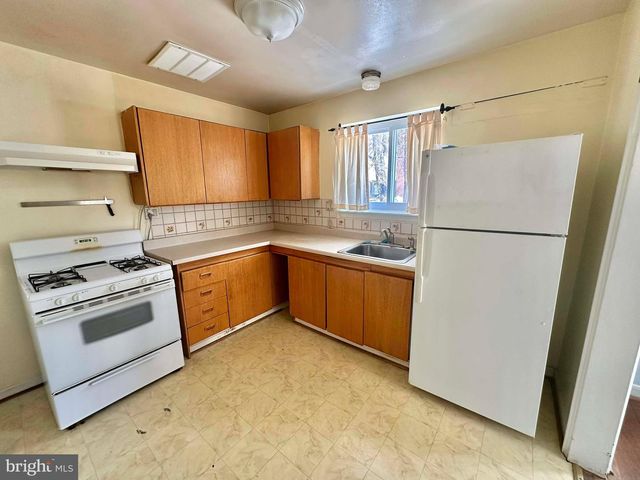 1818 N ADAMS ST, Arlington, VA 22201