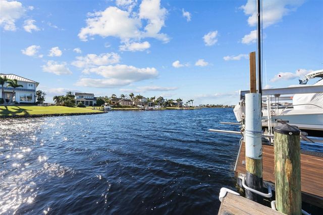 5210 COVESOUND WAY, Apollo Beach, FL 33572