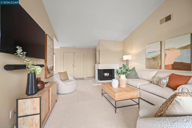 2105 Cactus Ct 3, Walnut Creek, CA 94595