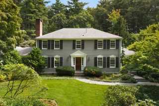 5 Wildwood Road, Wayland, MA 01778
