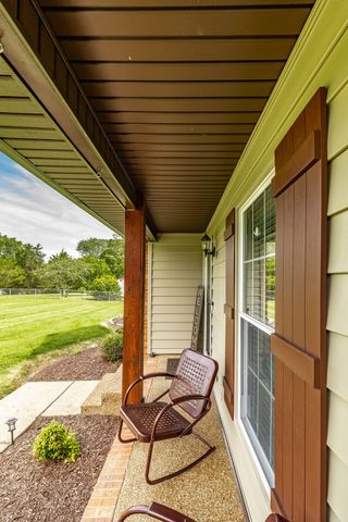 2205 Howell Rd, Greenbrier, TN 37073