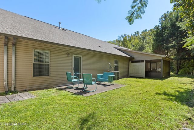 5104 Cates Bend Way, Powell, TN 37849