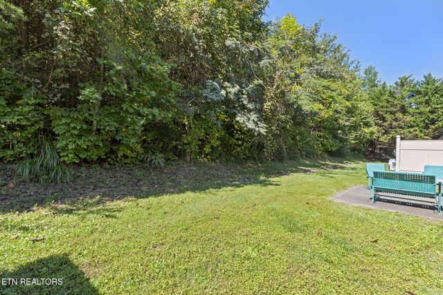 5104 Cates Bend Way, Powell, TN 37849