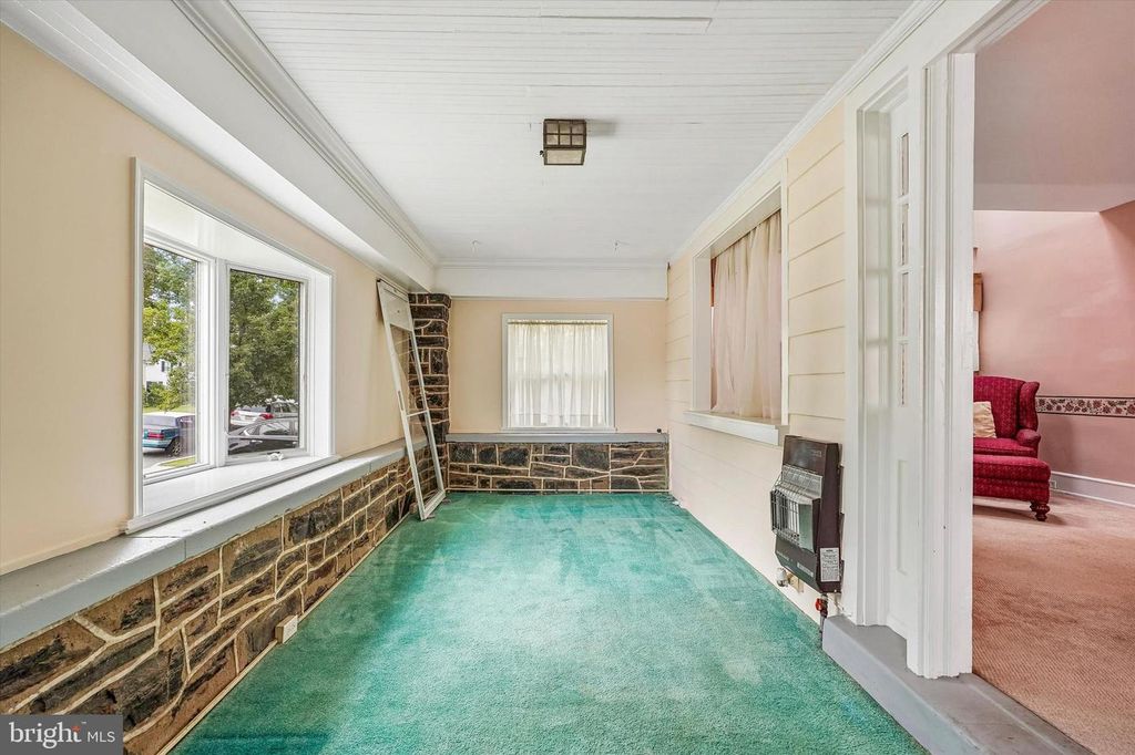 537 BROOKLINE BLVD, HAVERTOWN, PA 19083 — photo 2