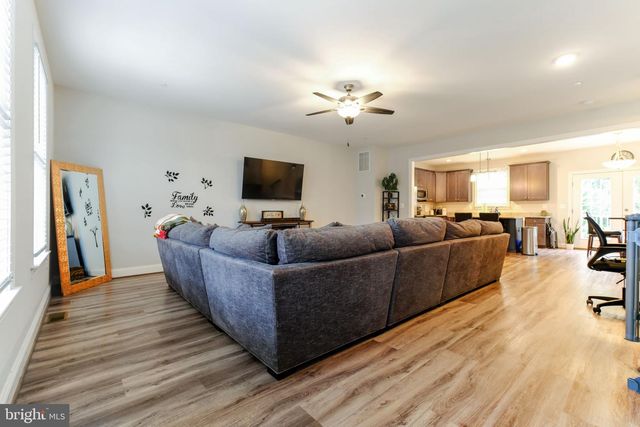 976 RYE DR, La Plata, MD 20646