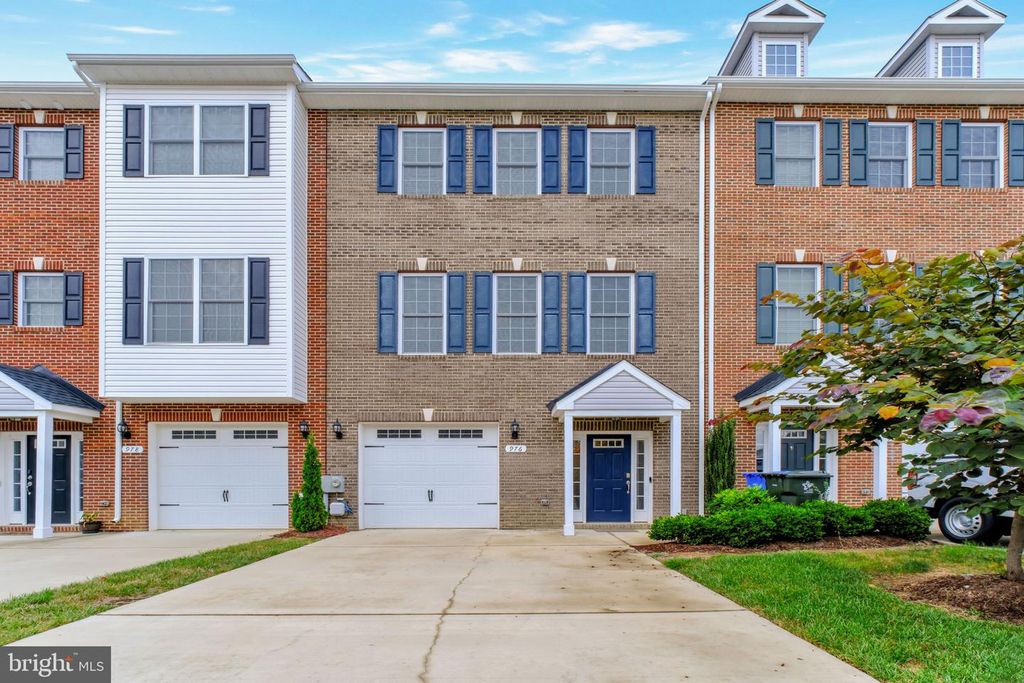 976 RYE DR, La Plata, MD 20646
