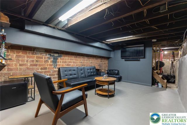 813 Balata Street, Easton, PA 18042