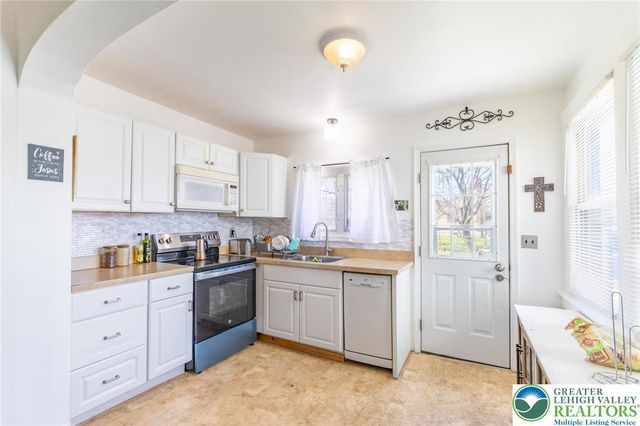 813 Balata Street, Easton, PA 18042