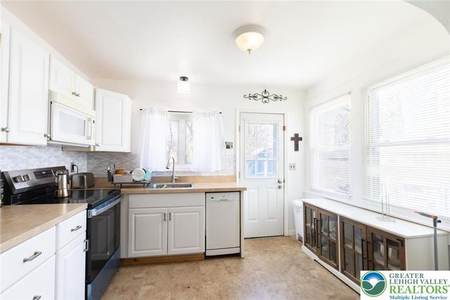 813 Balata Street, Easton, PA 18042