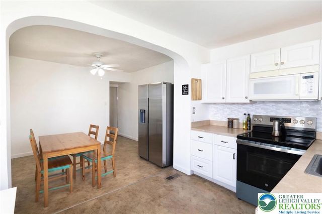 813 Balata Street, Easton, PA 18042