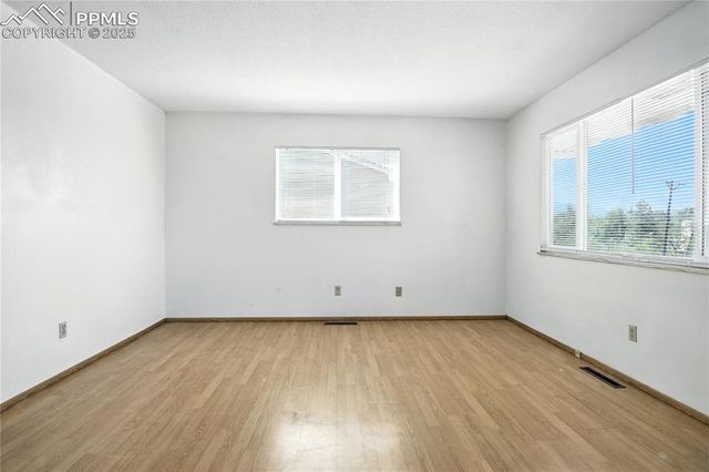 45 Newport Circle, Colorado Springs, CO 80906