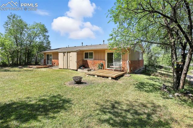 45 Newport Circle, Colorado Springs, CO 80906