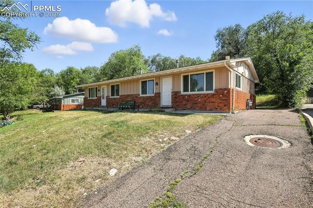 45 Newport Circle, Colorado Springs, CO 80906