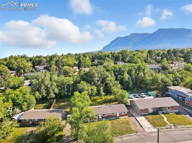 45 Newport Circle, Colorado Springs, CO 80906