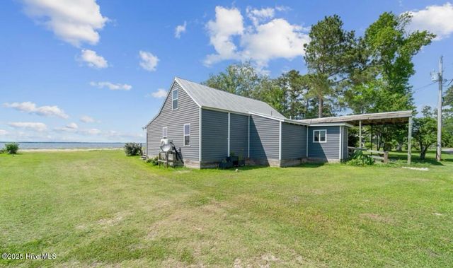 1565 Belangia Road, Havelock, NC 28532