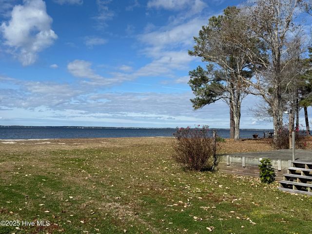 1565 Belangia Road, Havelock, NC 28532