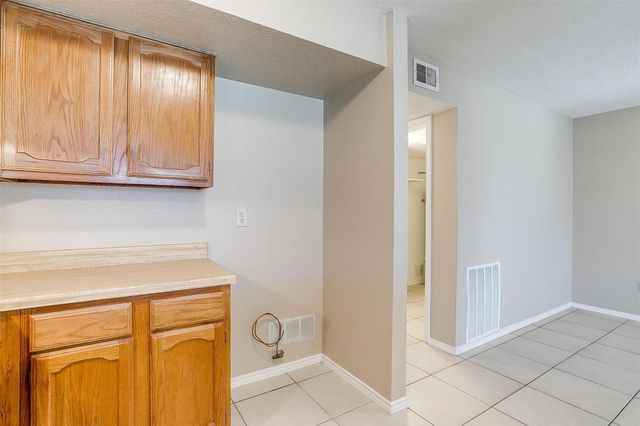 320 Liberty Place, Grand Prairie, TX 75052
