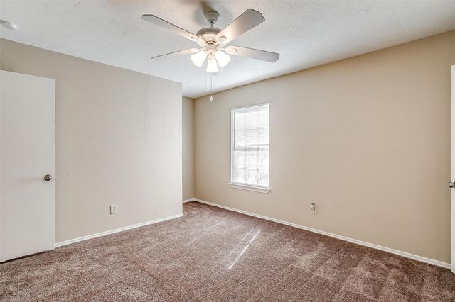 320 Liberty Place, Grand Prairie, TX 75052