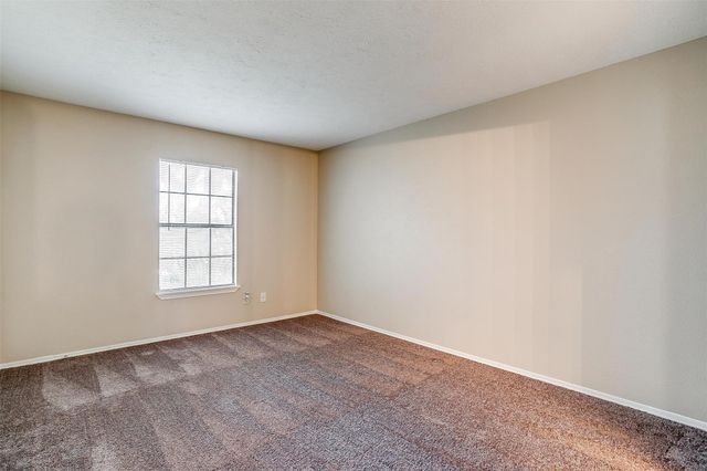 320 Liberty Place, Grand Prairie, TX 75052