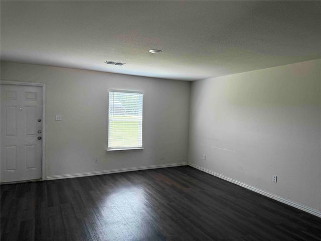 404 E Munson Street, Denison, TX 75021