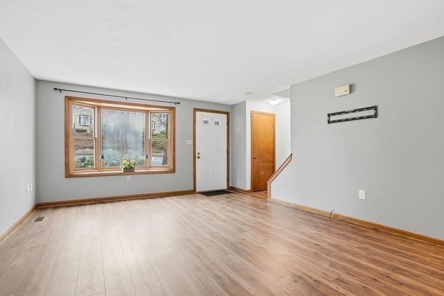 14 Milford Rd 4, Grafton, MA 01560