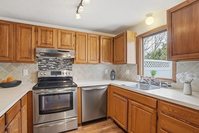 14 Milford Rd 4, Grafton, MA 01560