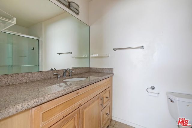 943 9Th Street 5, Santa Monica, CA 90403