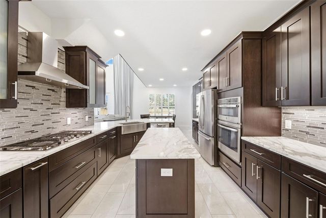 990 BURLWOOD COURT, Longwood, FL 32750