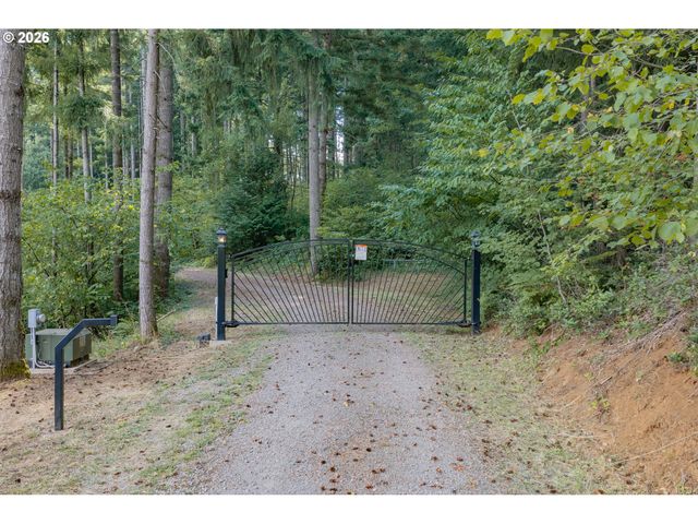 28323 Ne 48TH Way, Camas, WA 98607