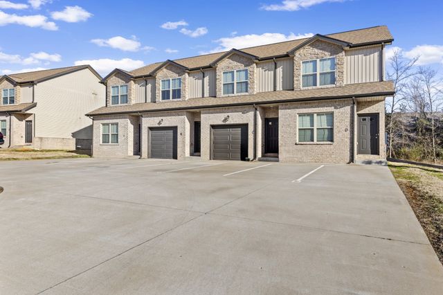 283 Smithson Ln, Clarksville, TN 37040